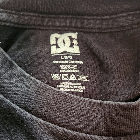 Unisex DC Long Sleeve - Picture 2 of 3